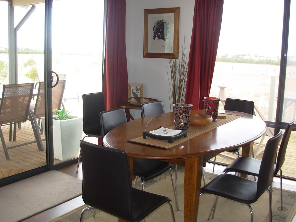 פורט אליוט Linger Longer Cottages חדר תמונה
